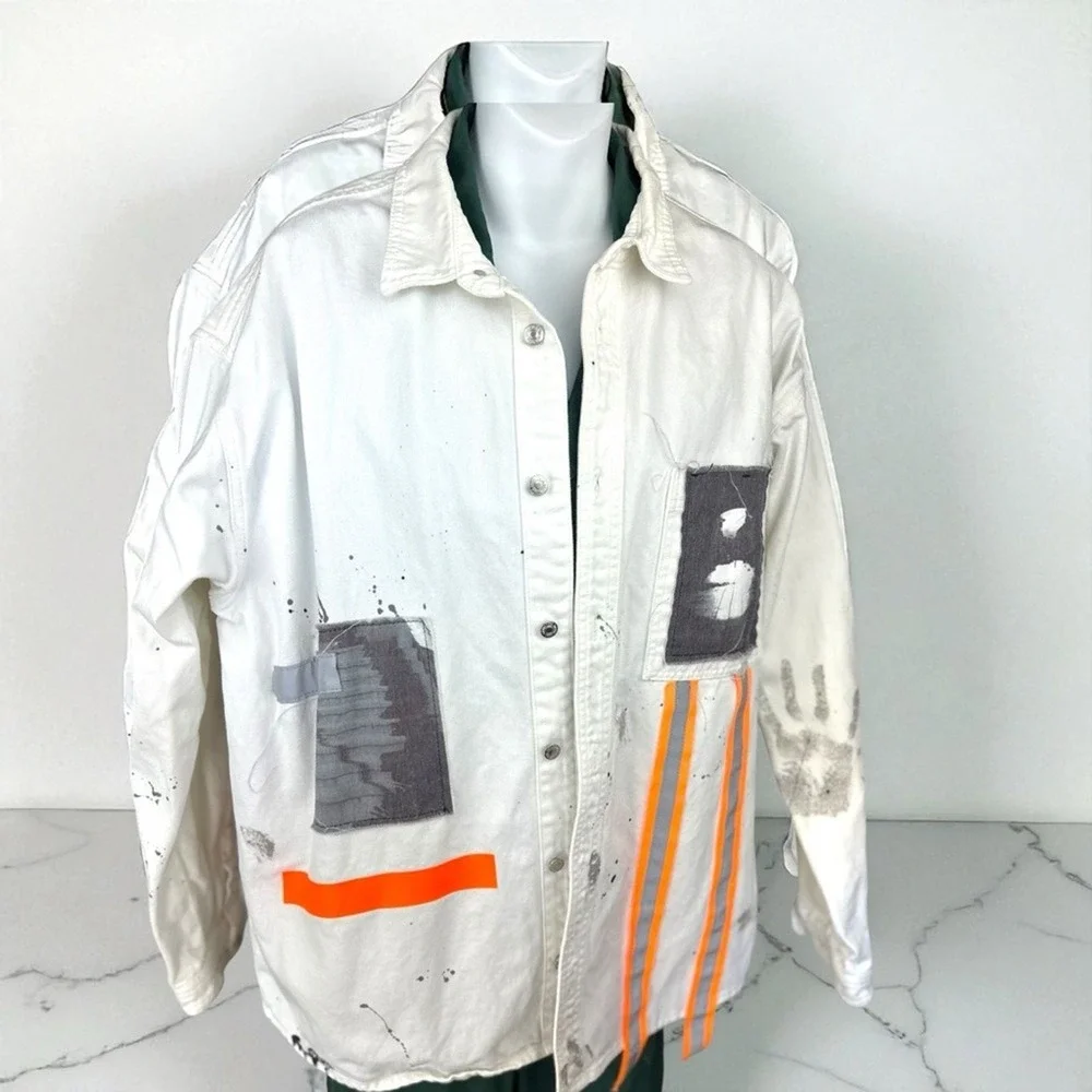 Zara Men's Size XL White Denim oversized Jacket‎ w paint patches orange Accents